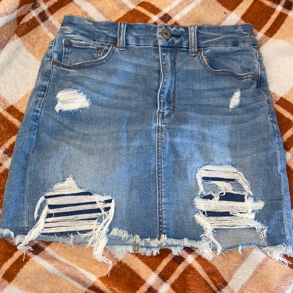 Dresses & Skirts - American Eagle skirt